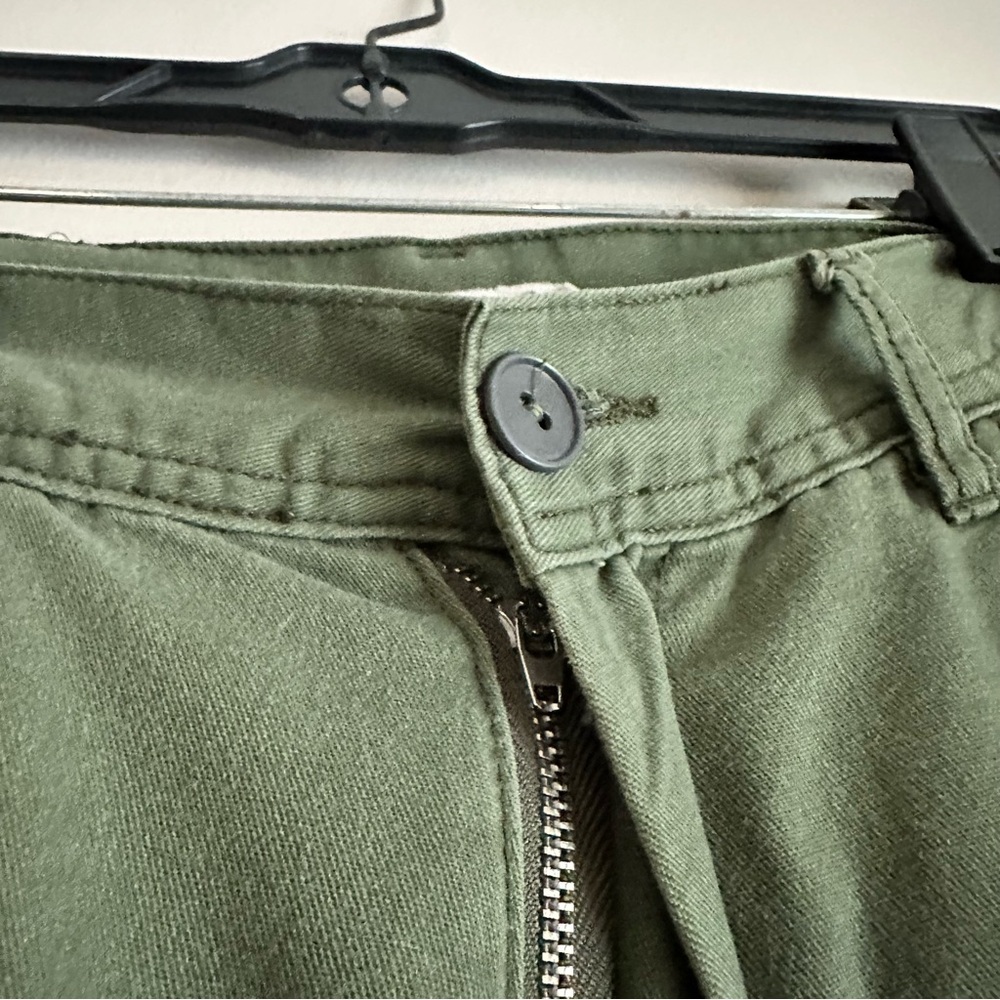 John Galt Green Cargo Straight Leg Pants - Picture 3 of 9